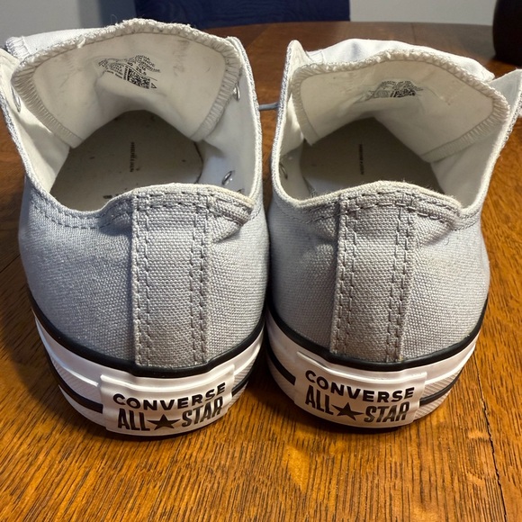 Converse Women’s Shoes in Gray With Silver Glitter Accents & shoelaces - Picture 3 of 6